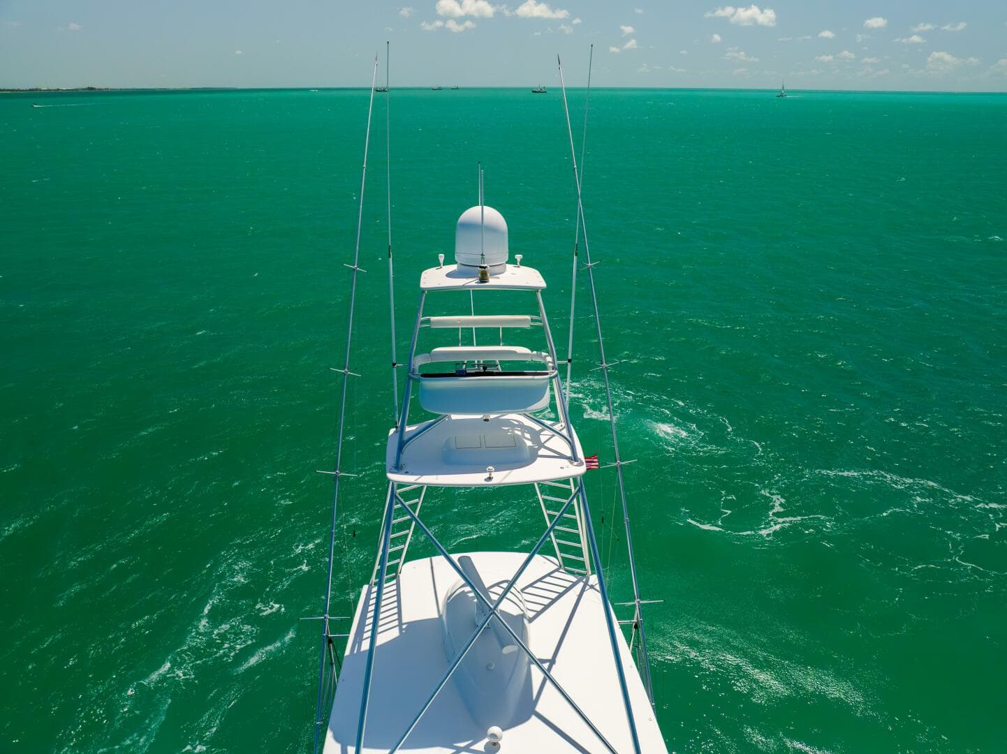 2011 Viking 70 Convertible — photo 25