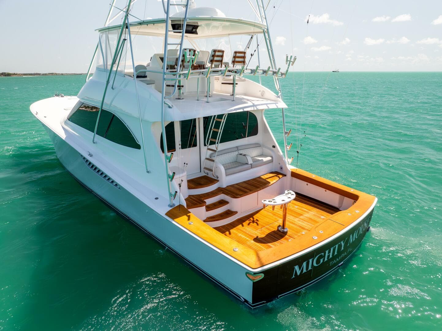 2011 Viking 70 Convertible — photo 20