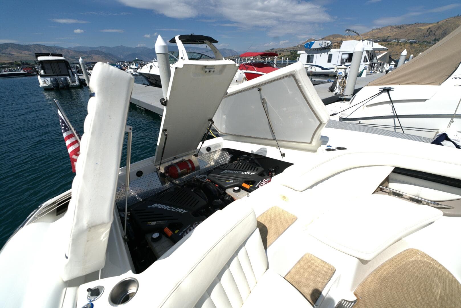 2005 Cobalt 343 — photo 83