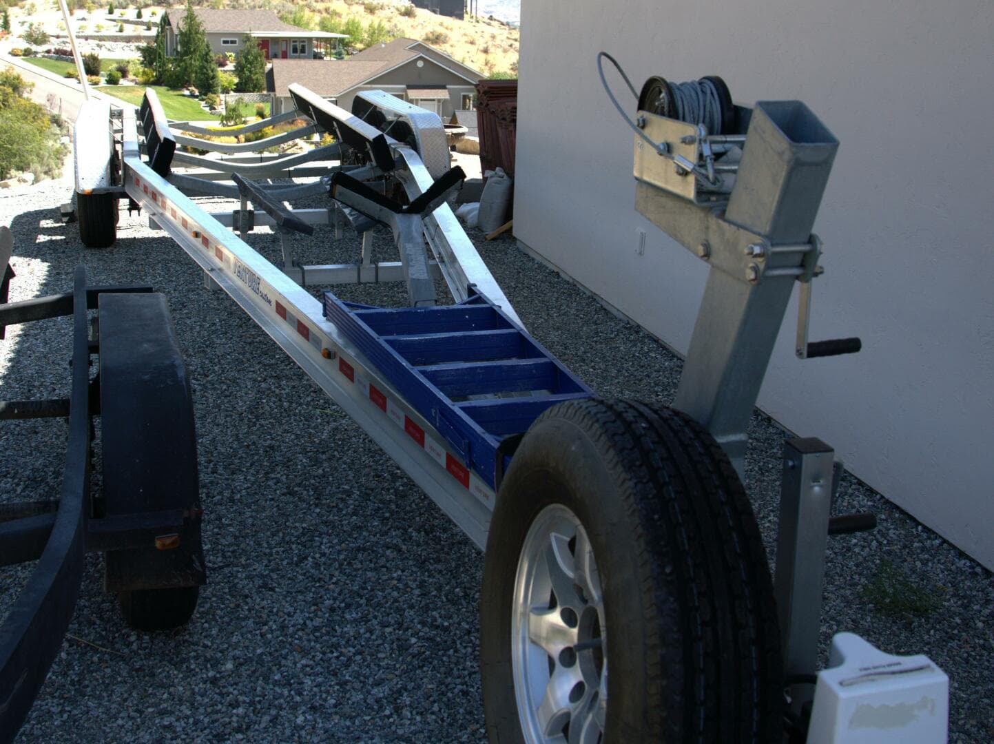 2005 Cobalt 343 — photo 64