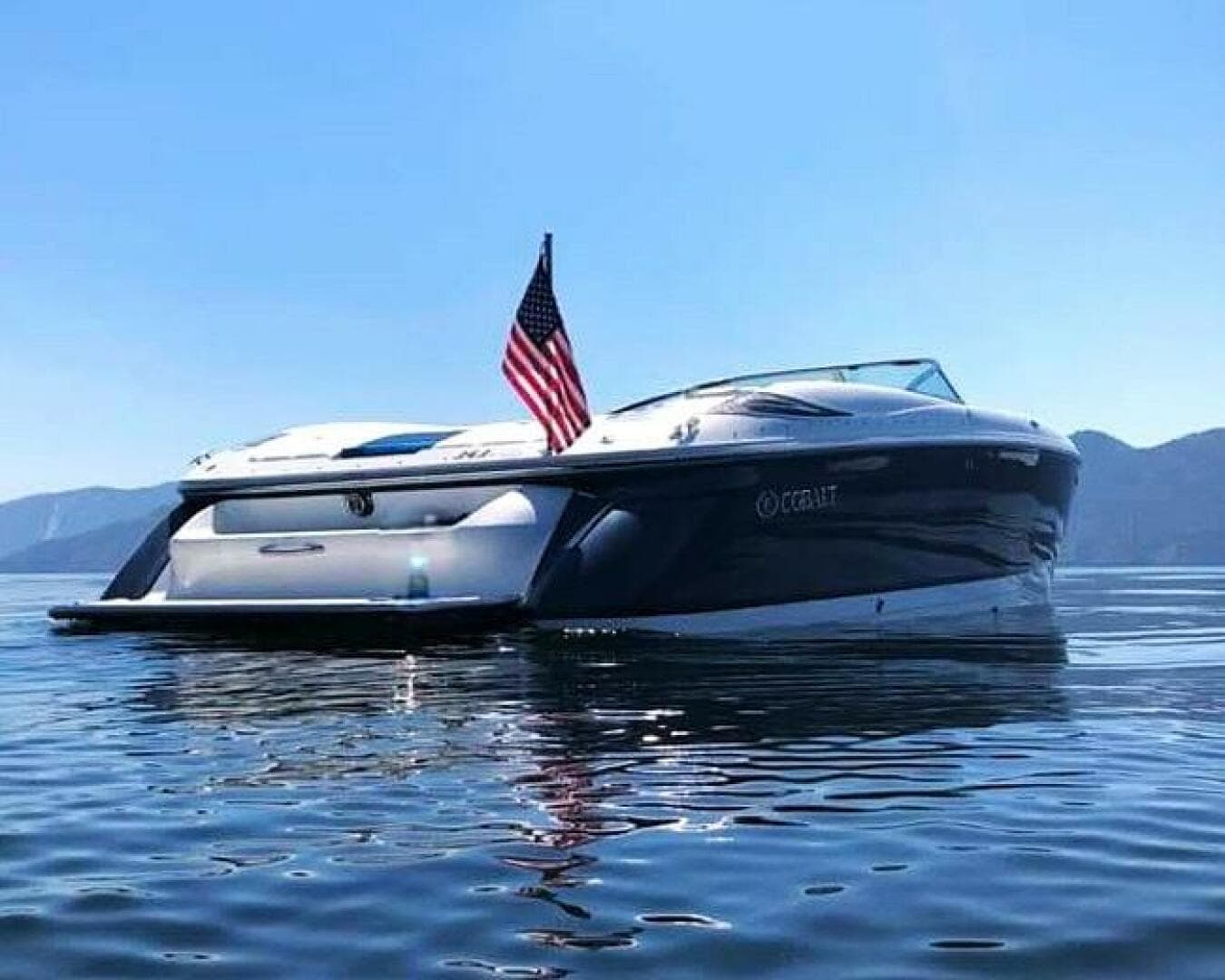 2005 Cobalt 343 — photo 12