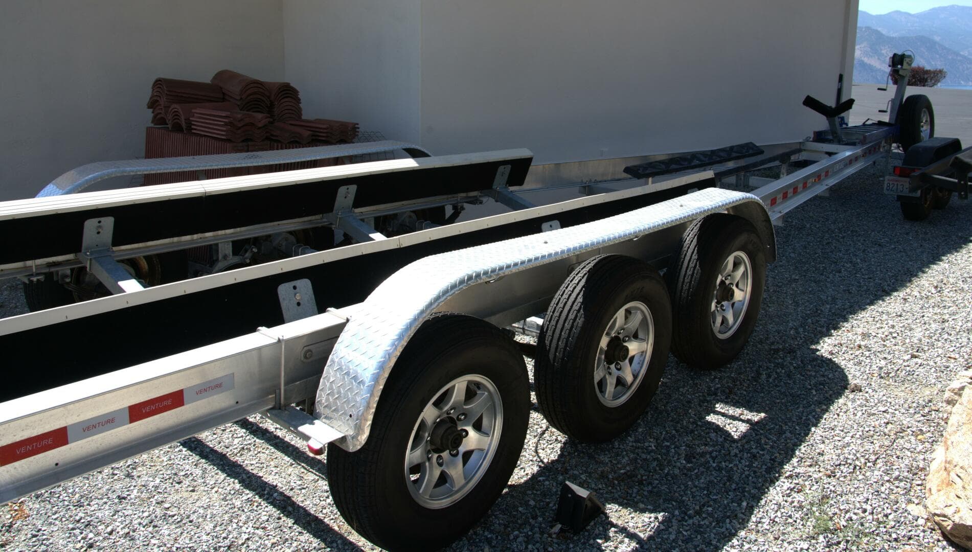 2005 Cobalt 343 — photo 70