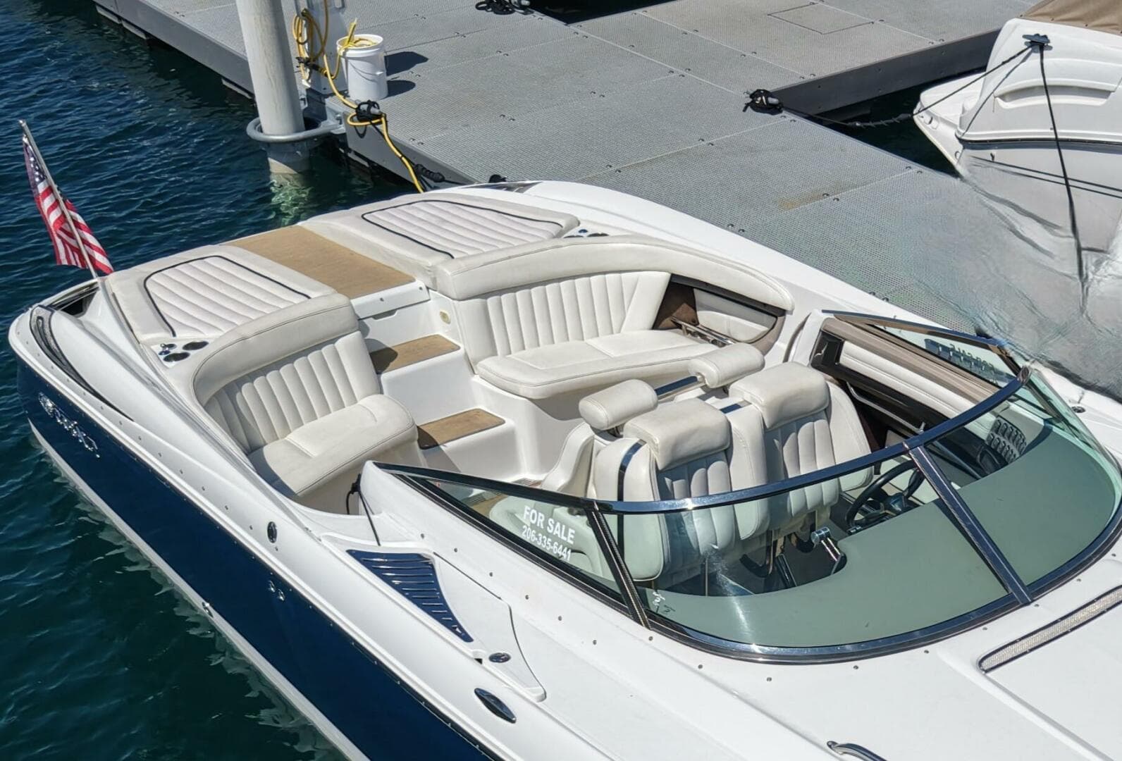 2005 Cobalt 343 — photo 22