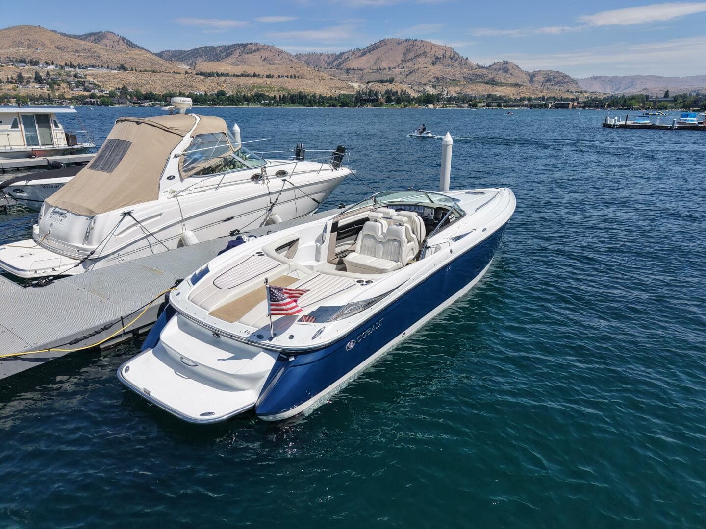 2005 Cobalt 343 — photo 4