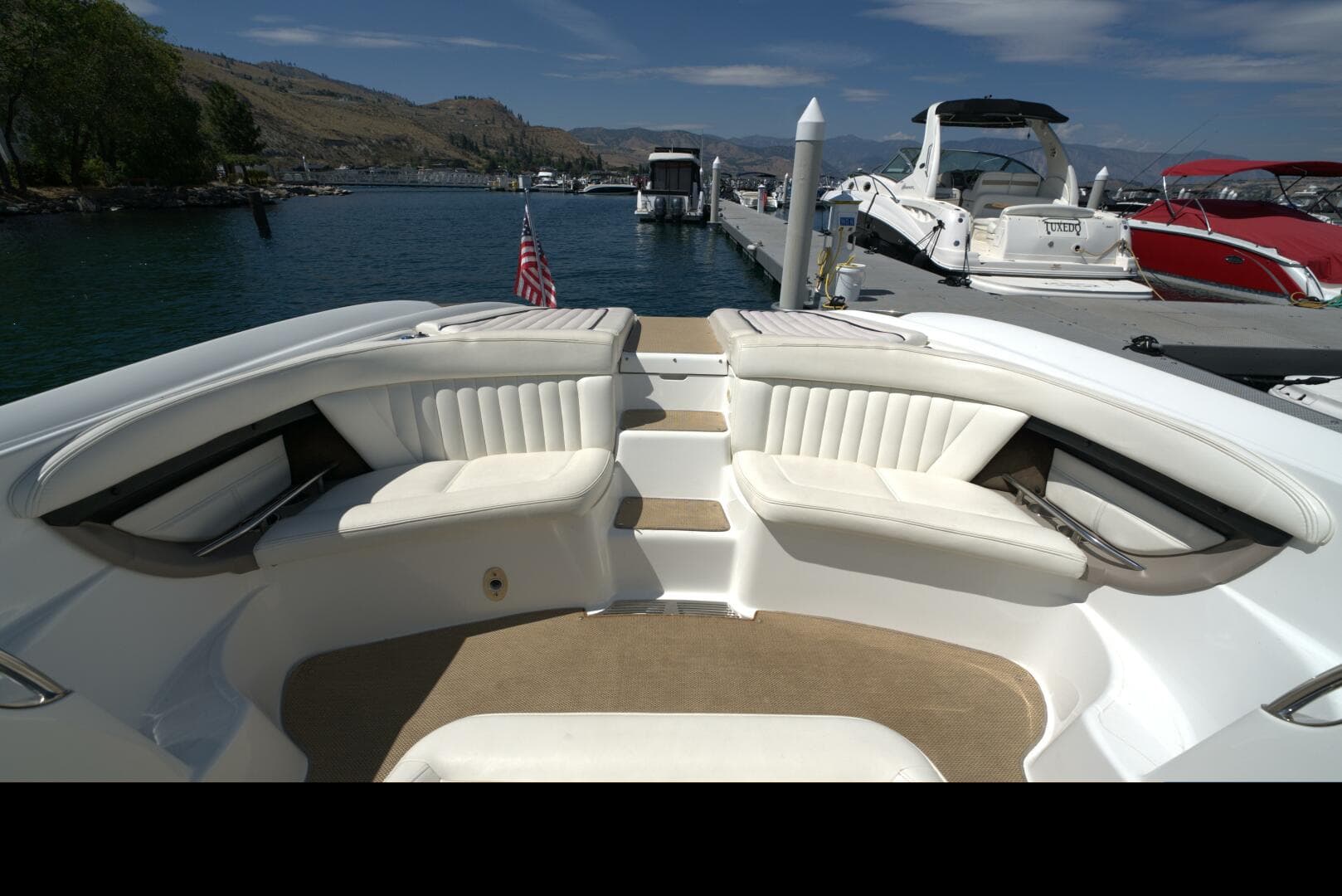 2005 Cobalt 343 — photo 28