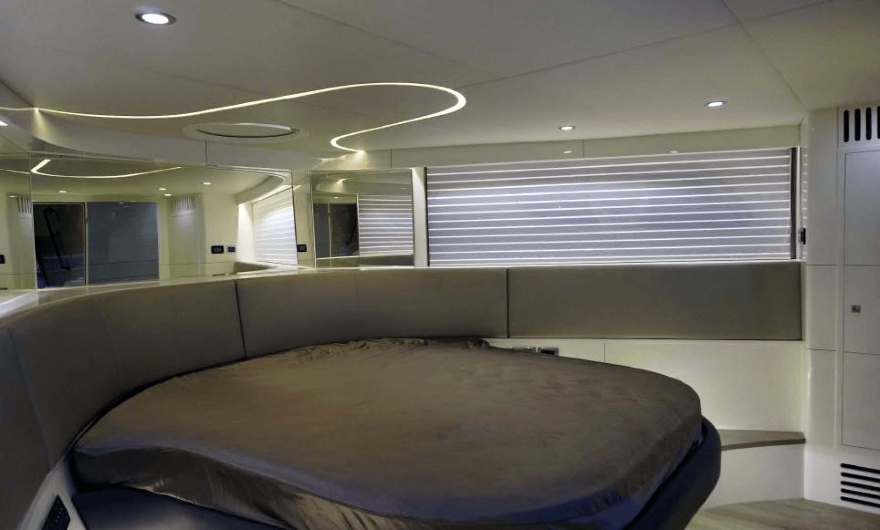 2027 Allegro Yacht — photo 16