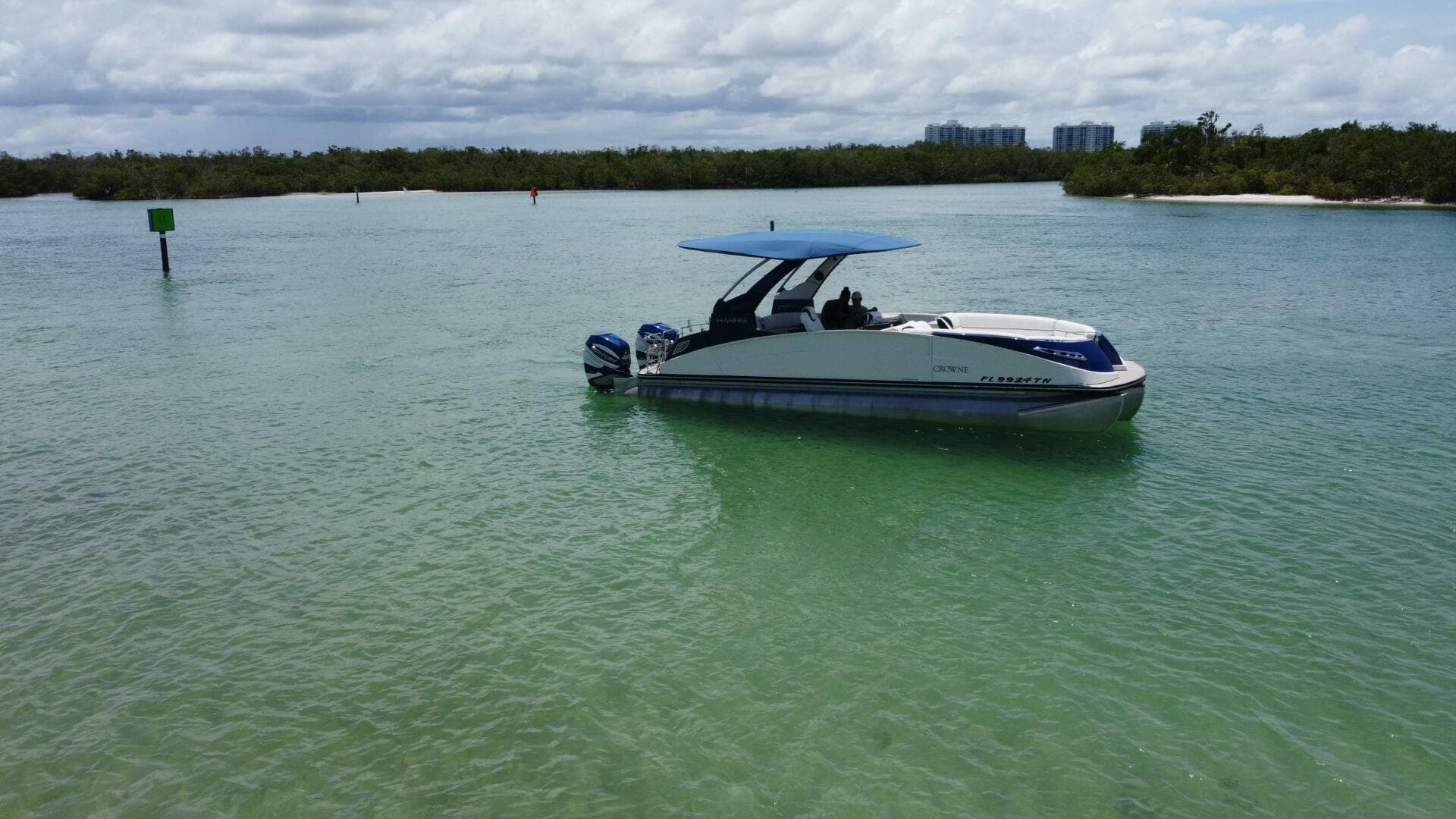 2021 Harris Crowne Sl 270 Twin Engine — photo 2