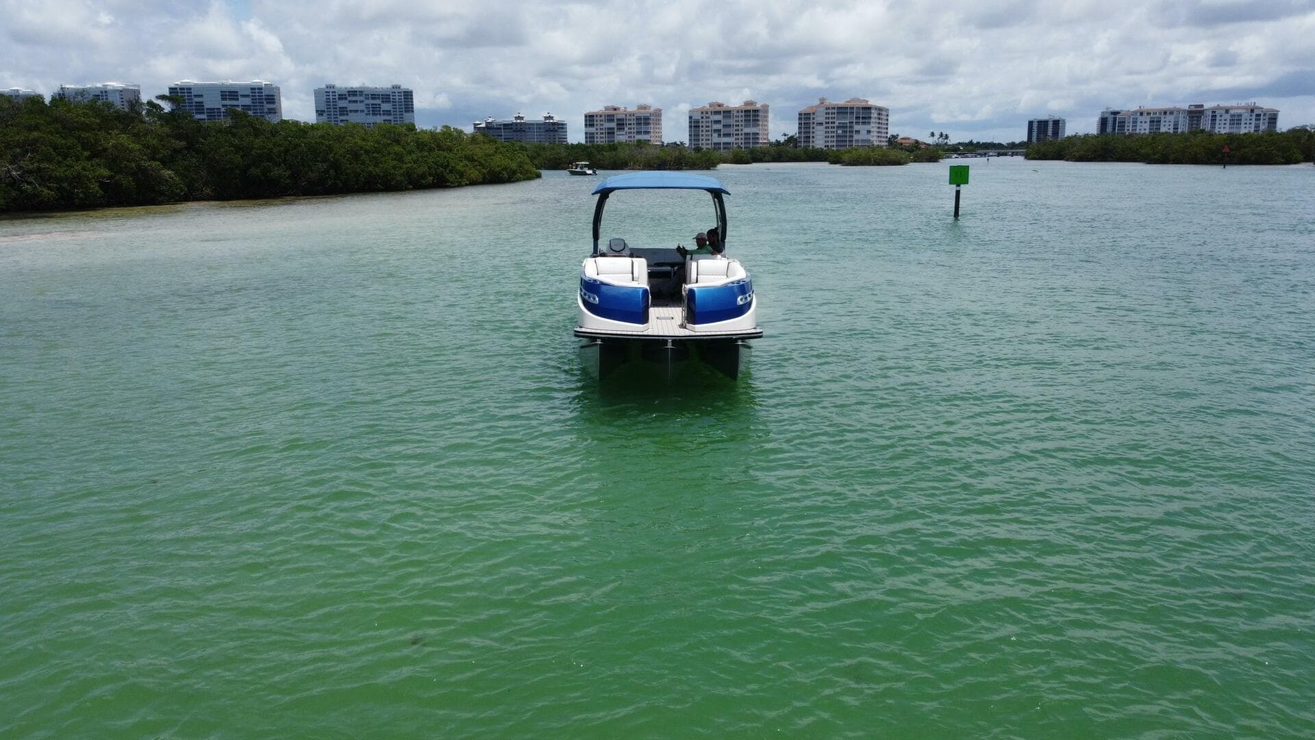 2021 Harris Crowne Sl 270 Twin Engine — photo 3