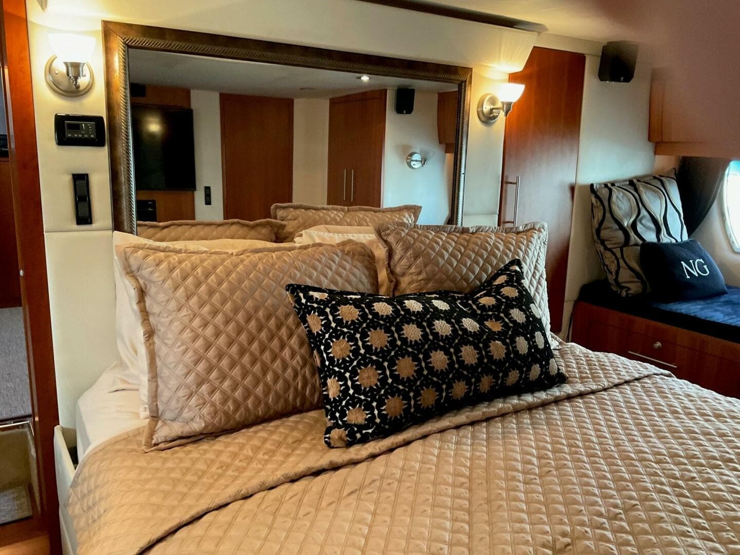 2009 Regal 5260 Sport Coupe — photo 31