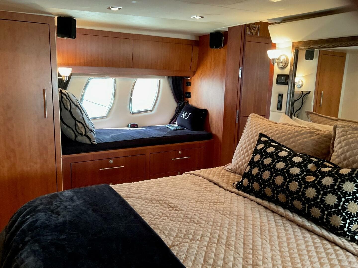 2009 Regal 5260 Sport Coupe — photo 30