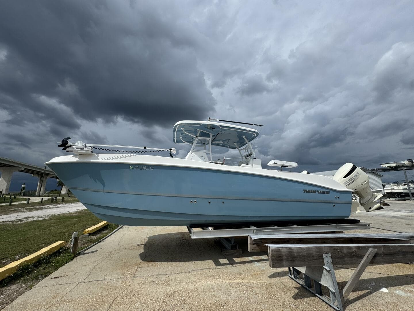 2021 Twin Vee — photo 2