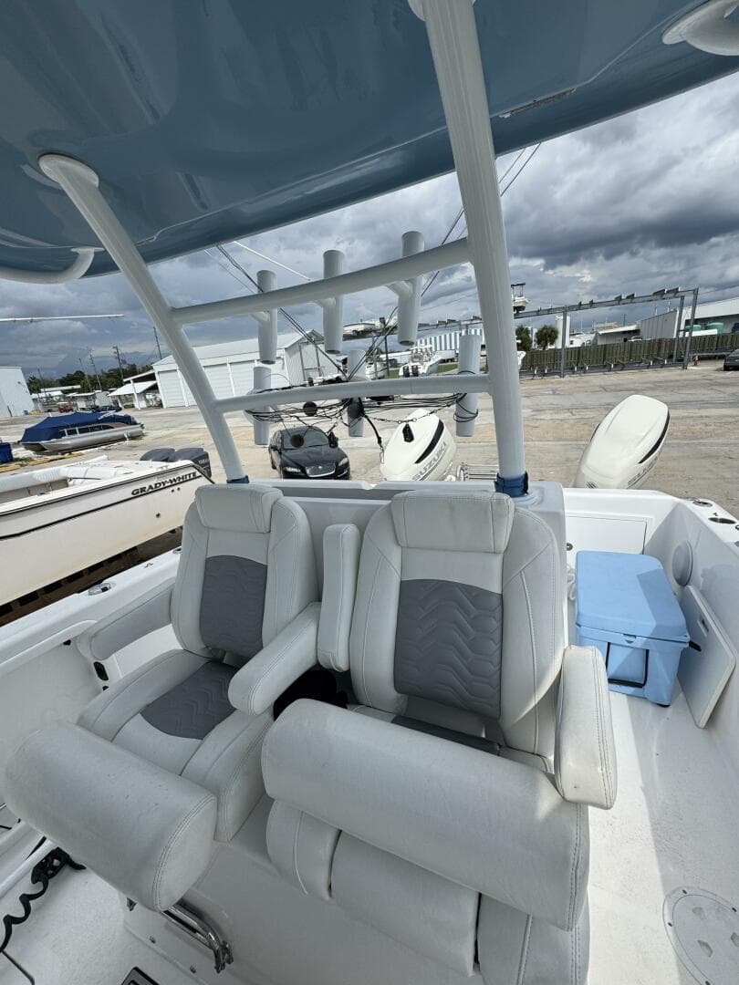 2021 Twin Vee — photo 15