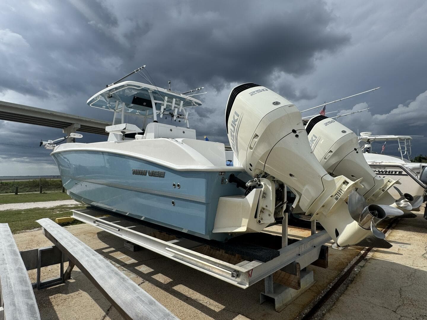 2021 Twin Vee — photo 22