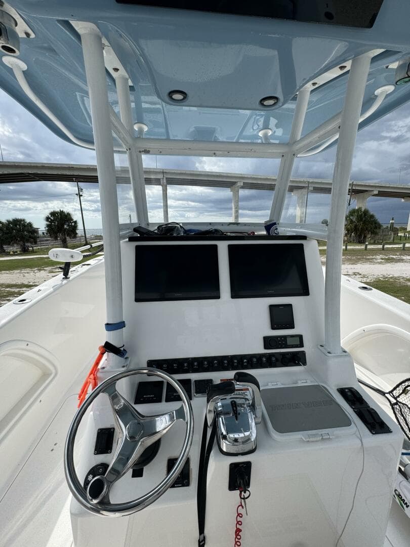 2021 Twin Vee — photo 14