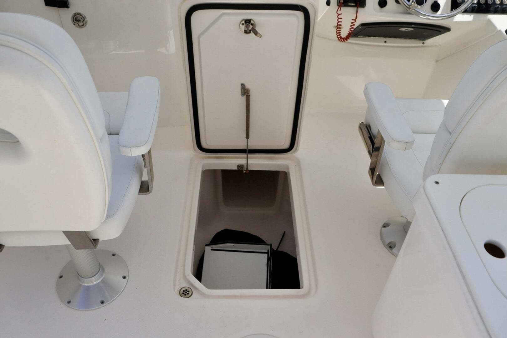 2015 Edgewater 245 CX — photo 14