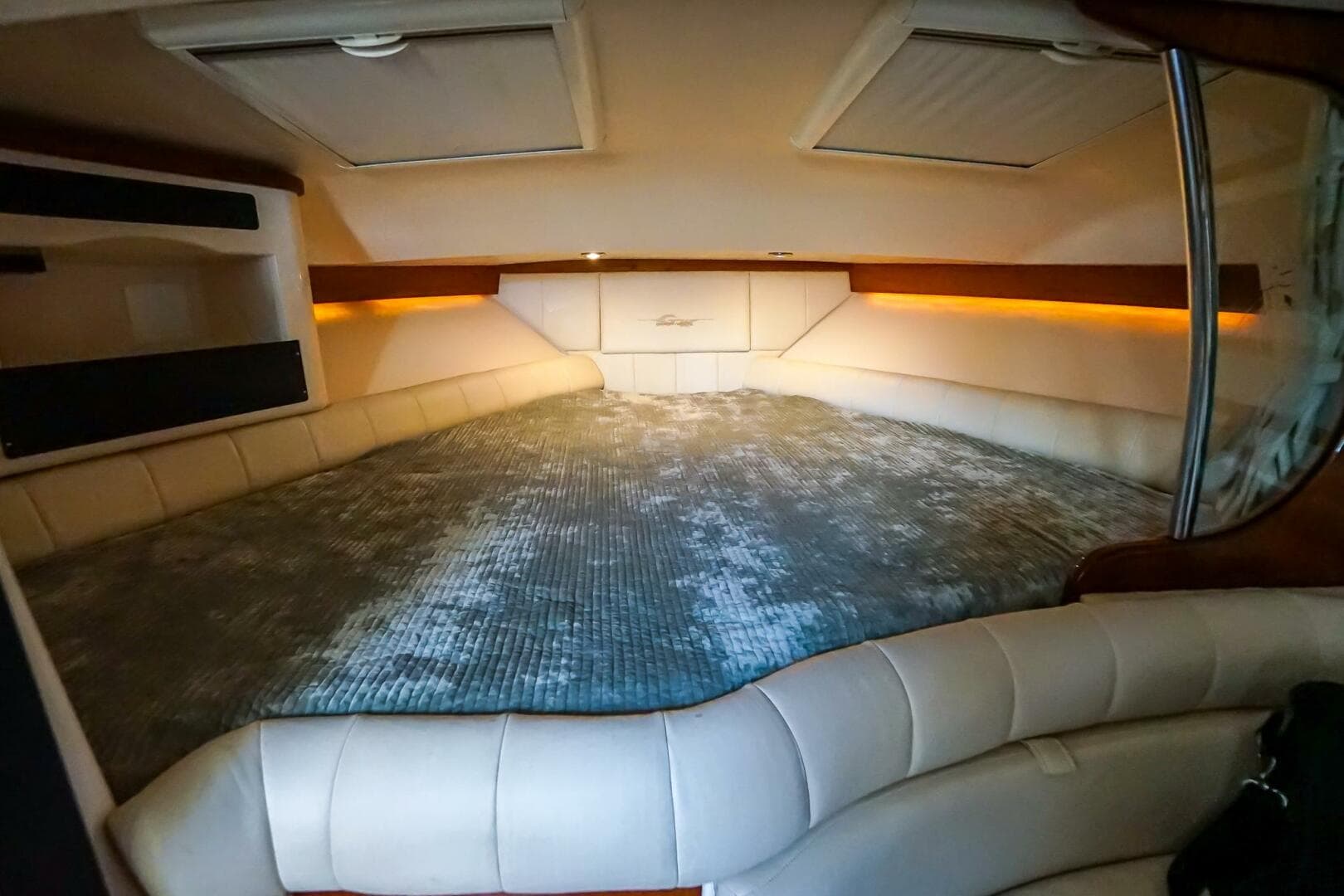 2007 Grady-White Express 360 — photo 40