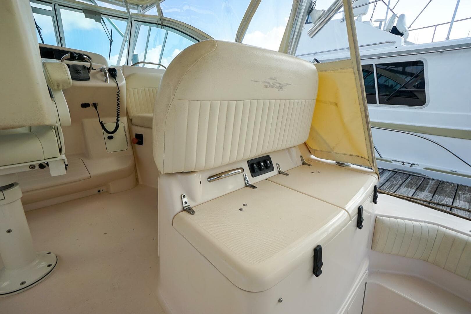 2007 Grady-White Express 360 — photo 26