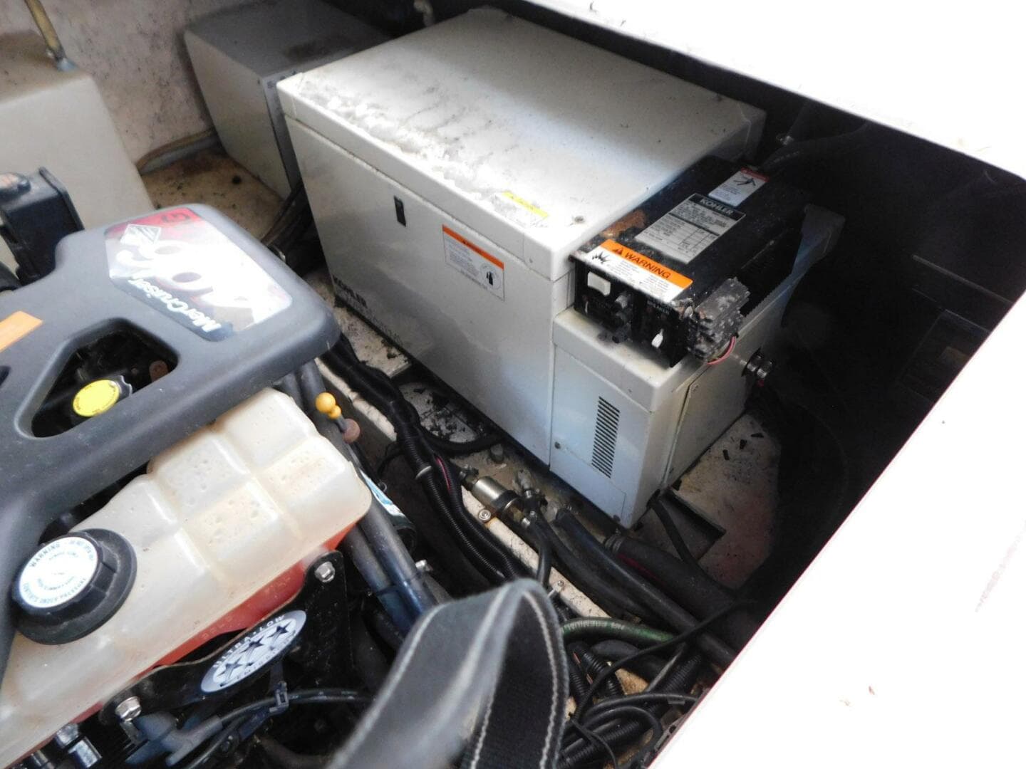 2004 Rinker Fiesta Vee 270 — photo 18