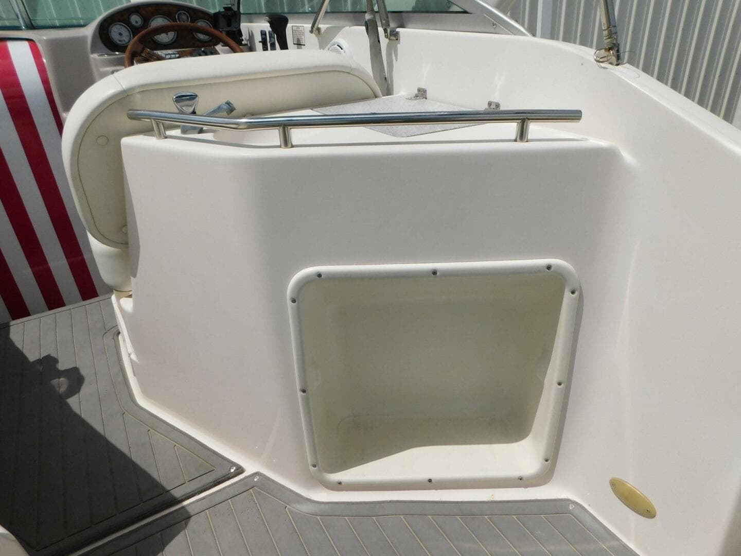 2004 Rinker Fiesta Vee 270 — photo 16