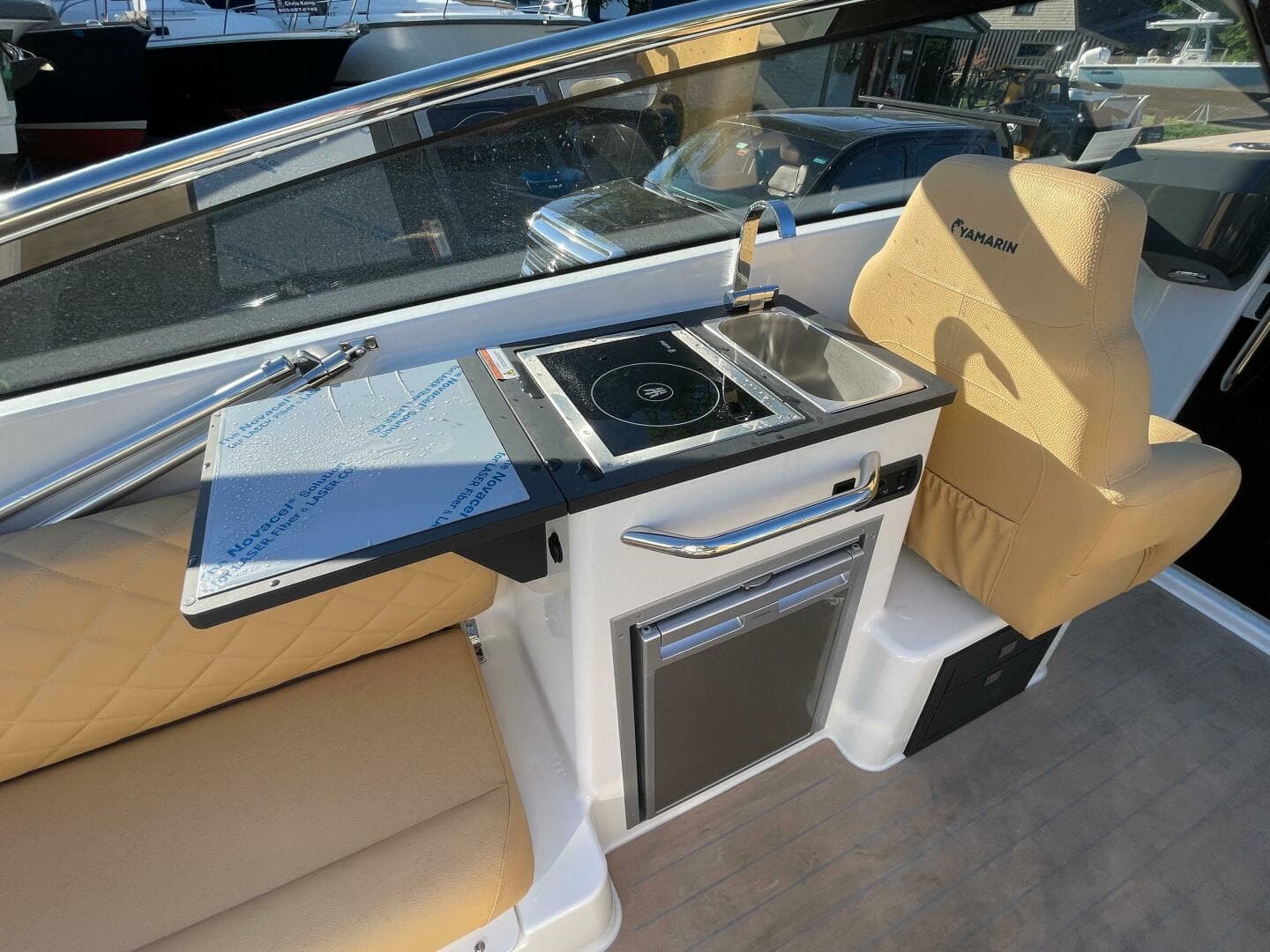 2023 Yamarin 88 DC — photo 7