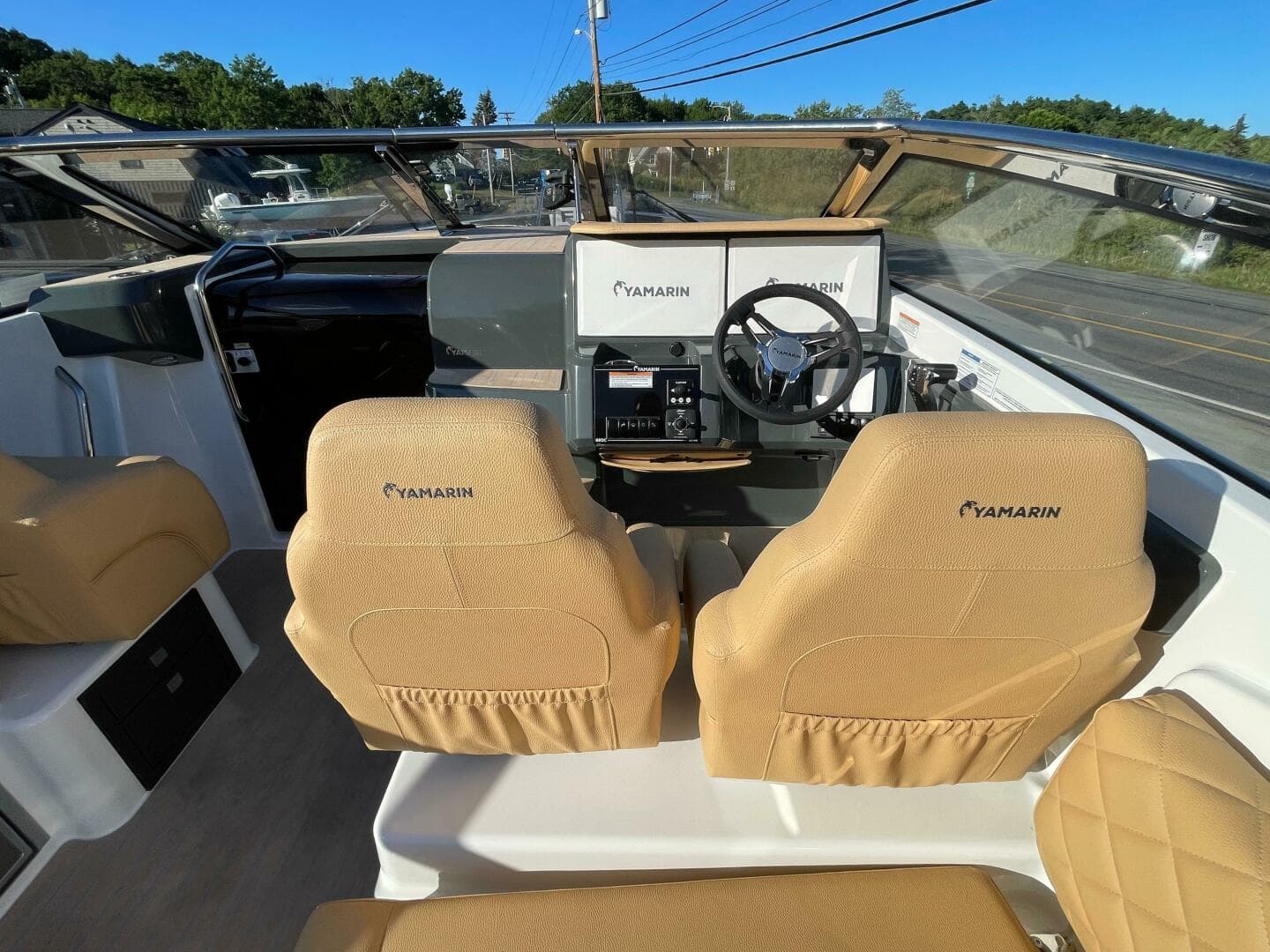 2023 Yamarin 88 DC — photo 8