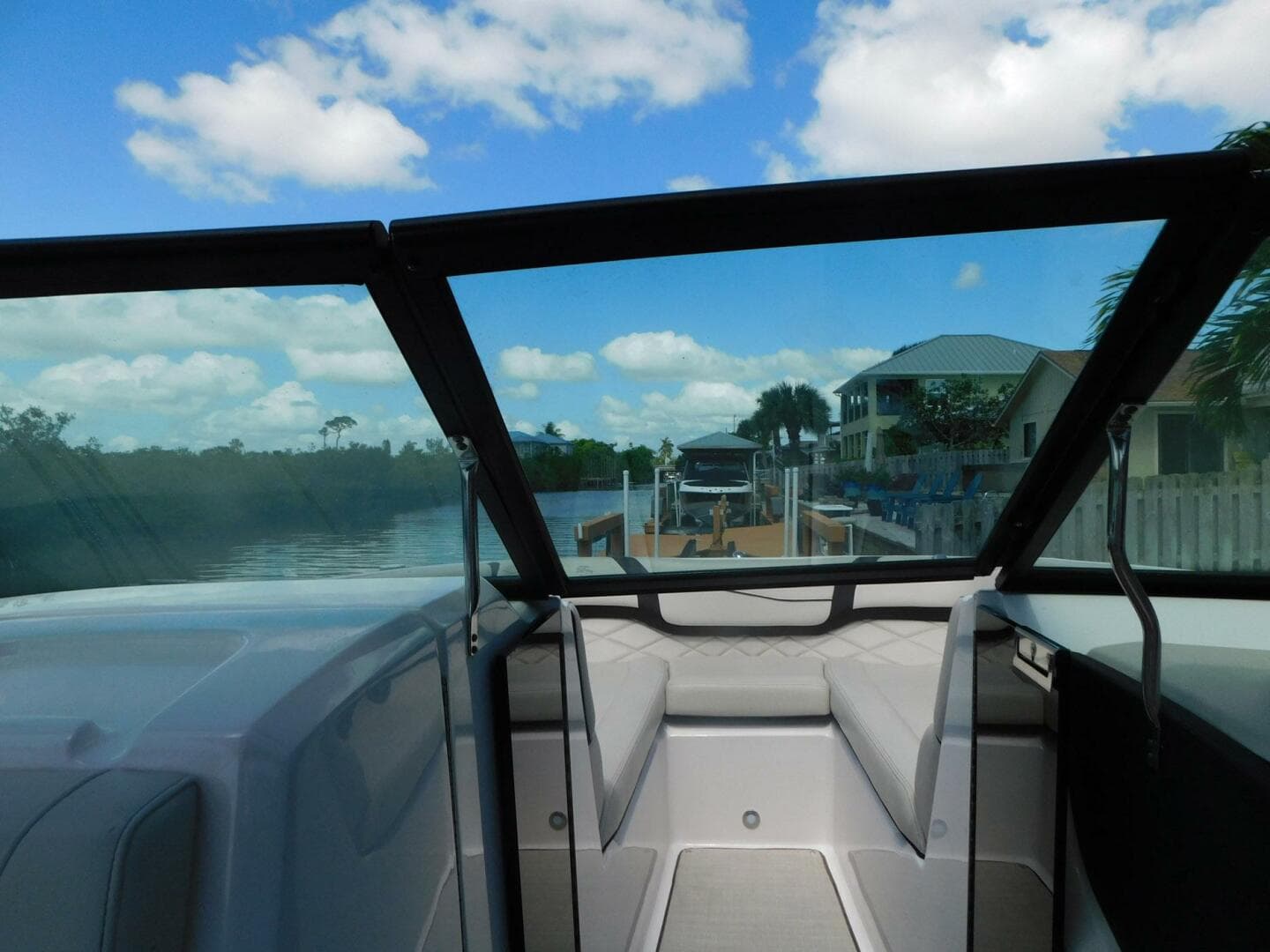 2021 Regal 23 Obx — photo 4