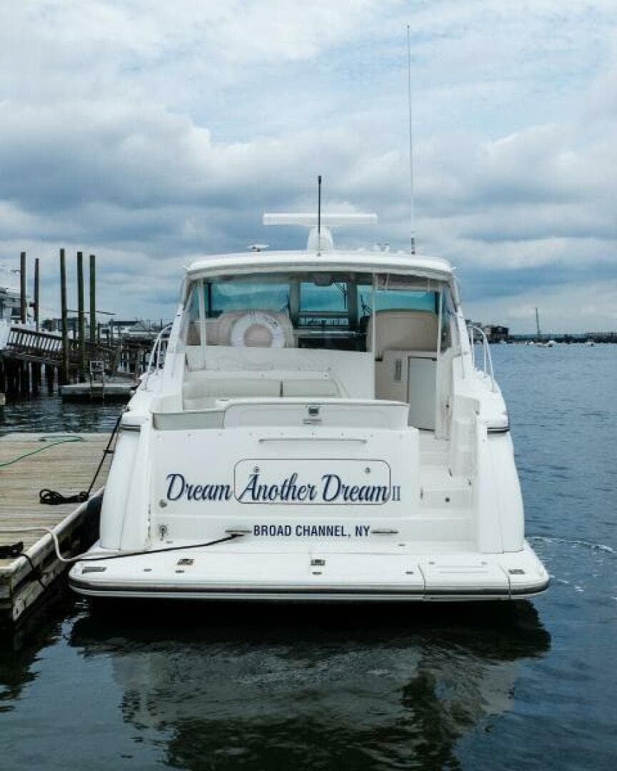 2007 Tiara Yachts 4300 Sovran — photo 2