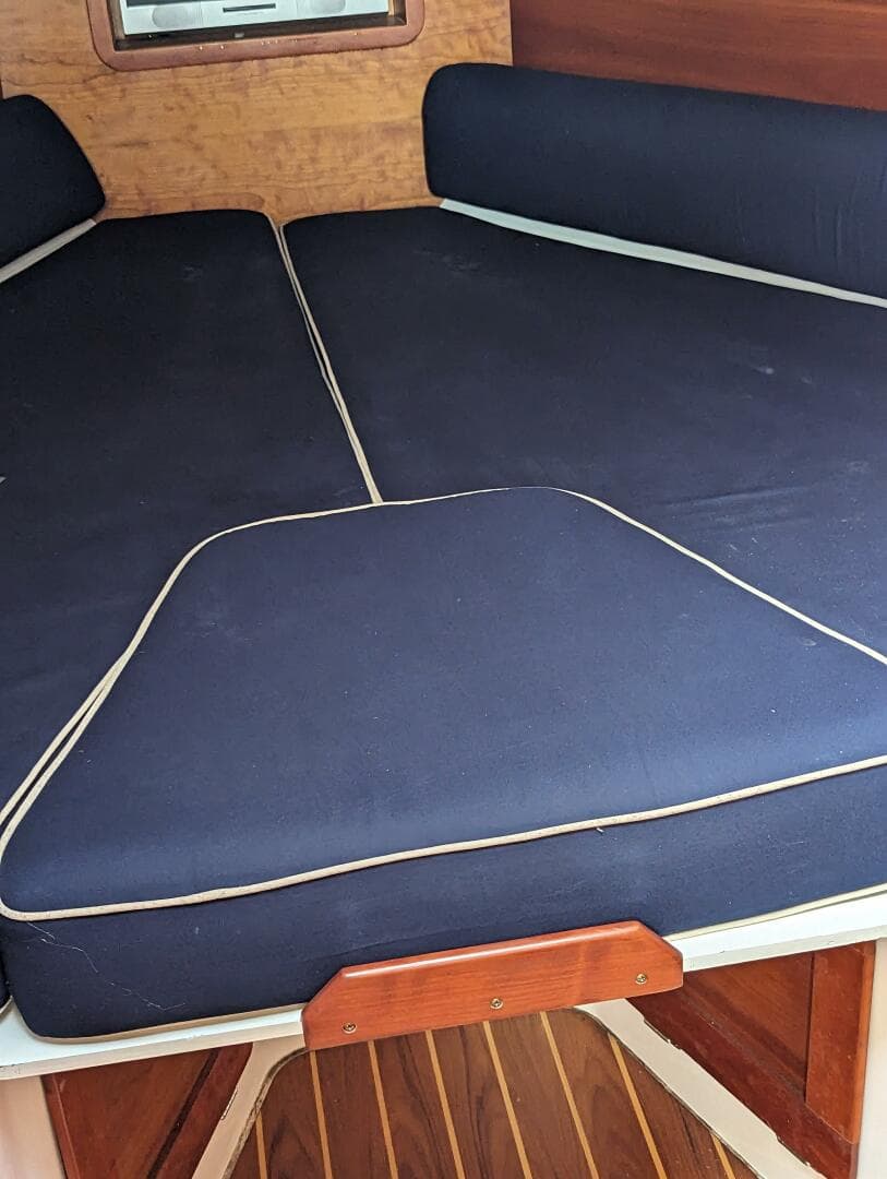 2006 Hunt Surf Hunter 33 — photo 31