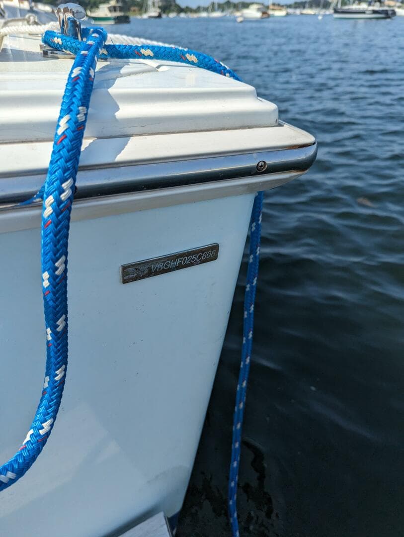 2006 Hunt Surf Hunter 33 — photo 41