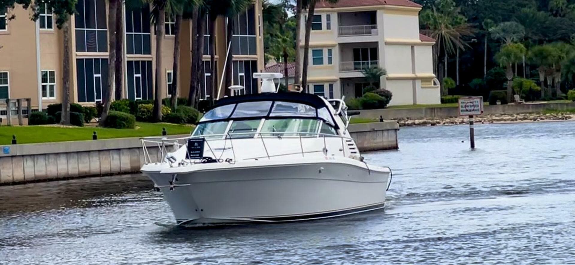 2001 Sea Ray 340 — photo 3