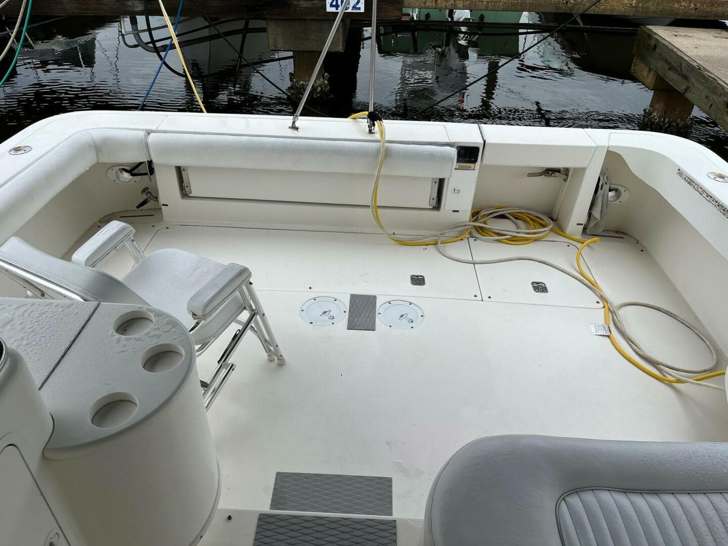 2001 Sea Ray 340 — photo 7