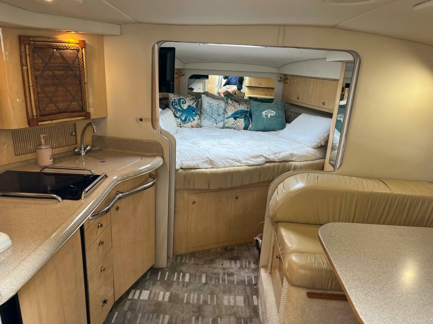 2001 Sea Ray 340 — photo 12