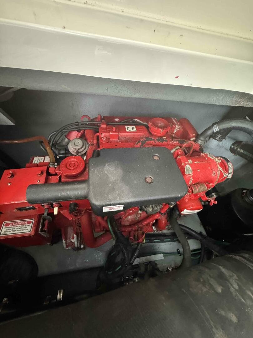 2001 Sea Ray 340 Sundancer — photo 39