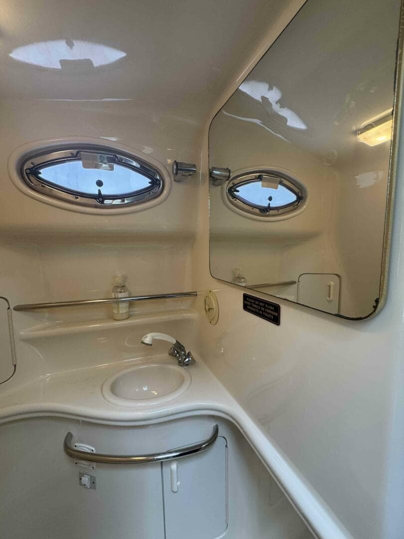 2001 Sea Ray 340 Sundancer — photo 26