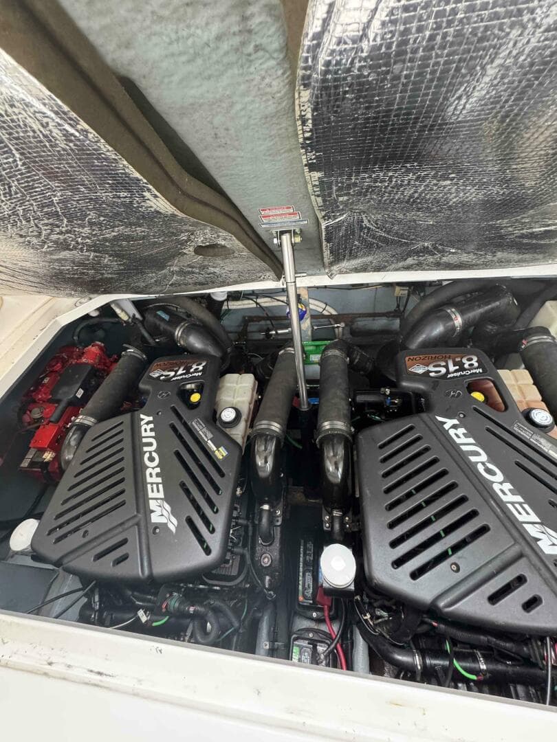 2001 Sea Ray 340 Sundancer — photo 38