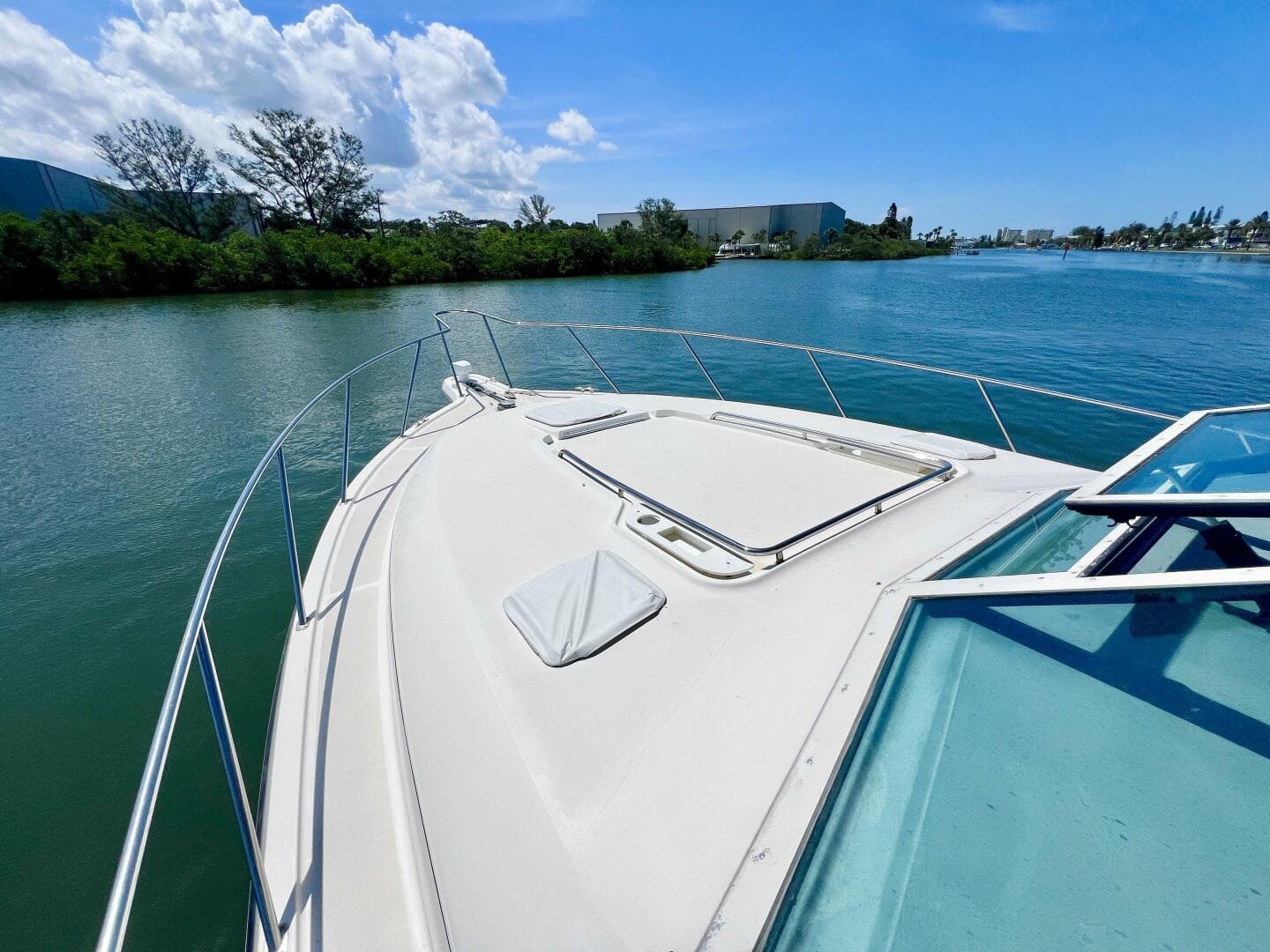 1998 Tiara Yachts 3500 Express — photo 8