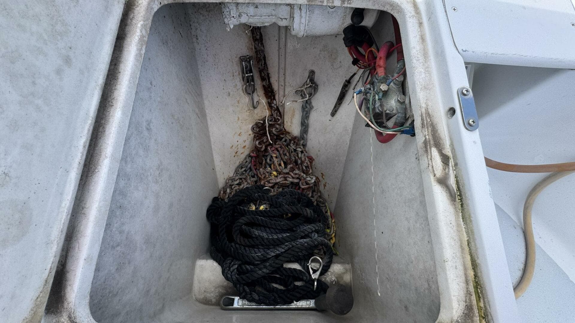 1999 Mainship 350 Trawler — photo 42