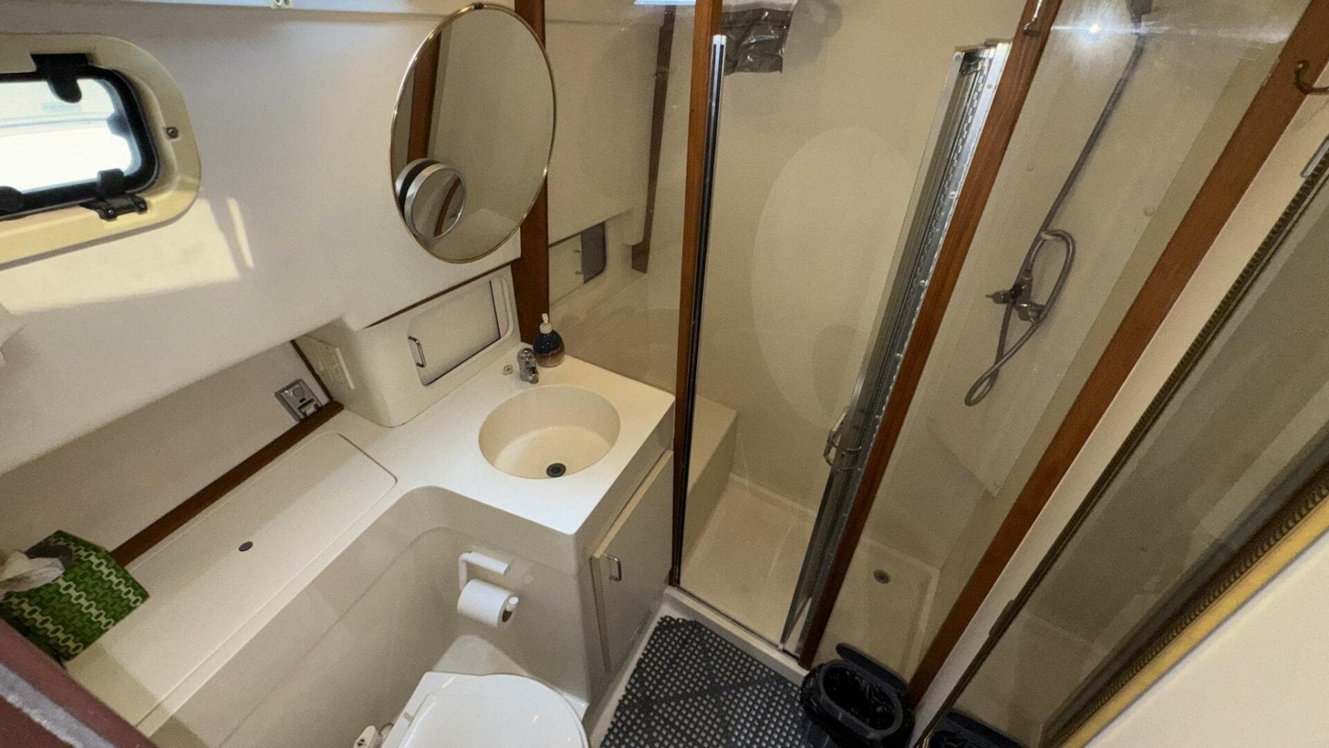 1999 Mainship 350 Trawler — photo 24