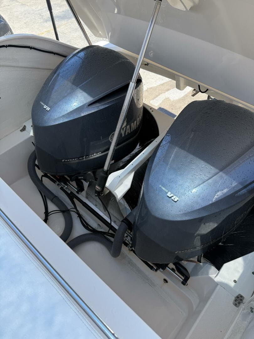 2013 Pursuit 365 Sci — photo 24