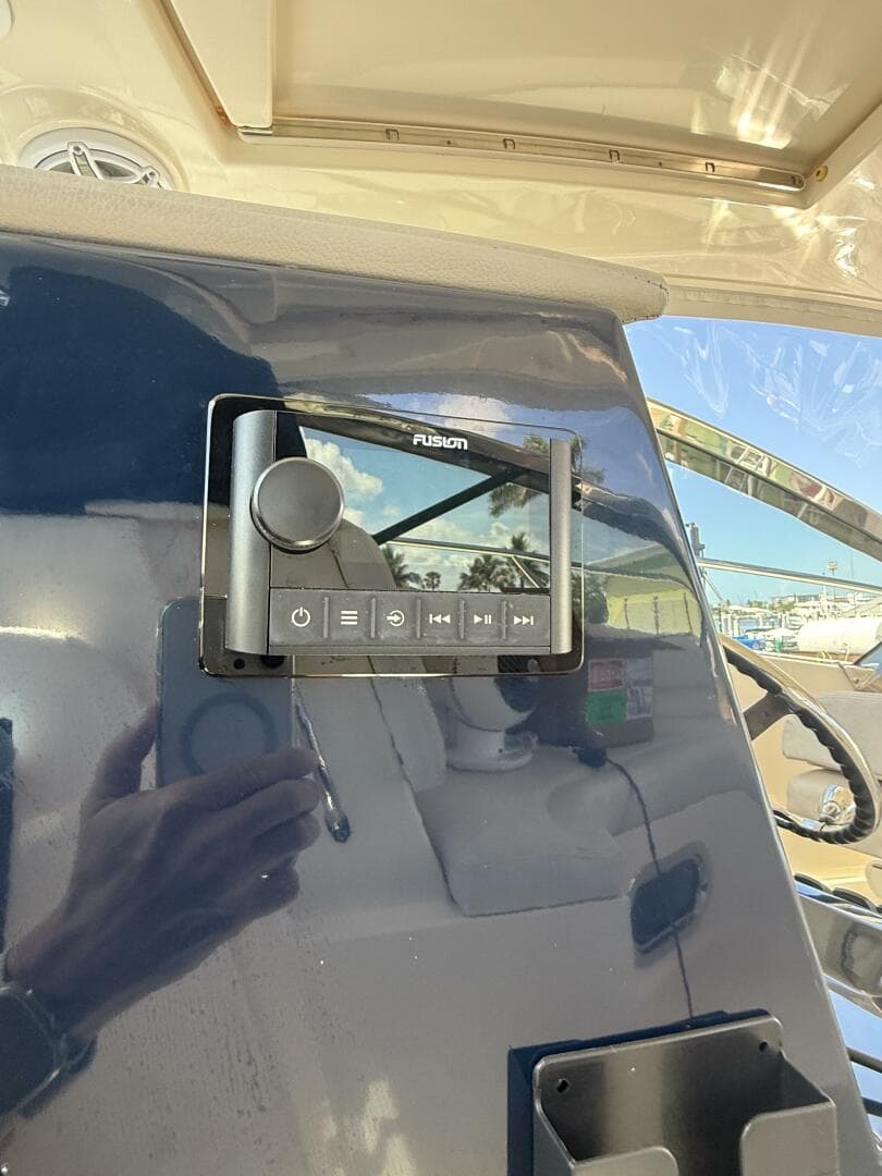 2013 Pursuit 365 Sci — photo 14