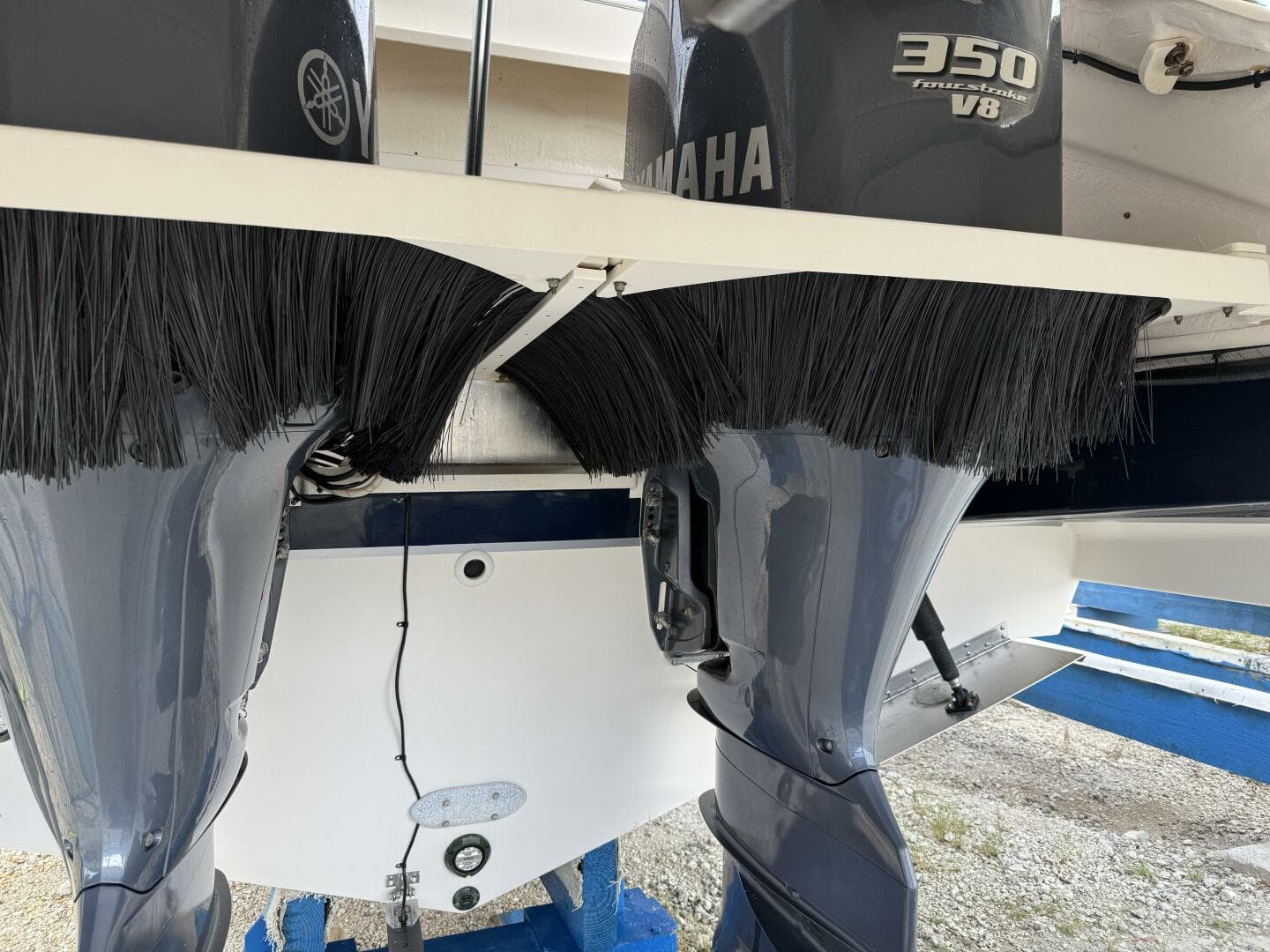 2013 Pursuit 365 Sci — photo 27