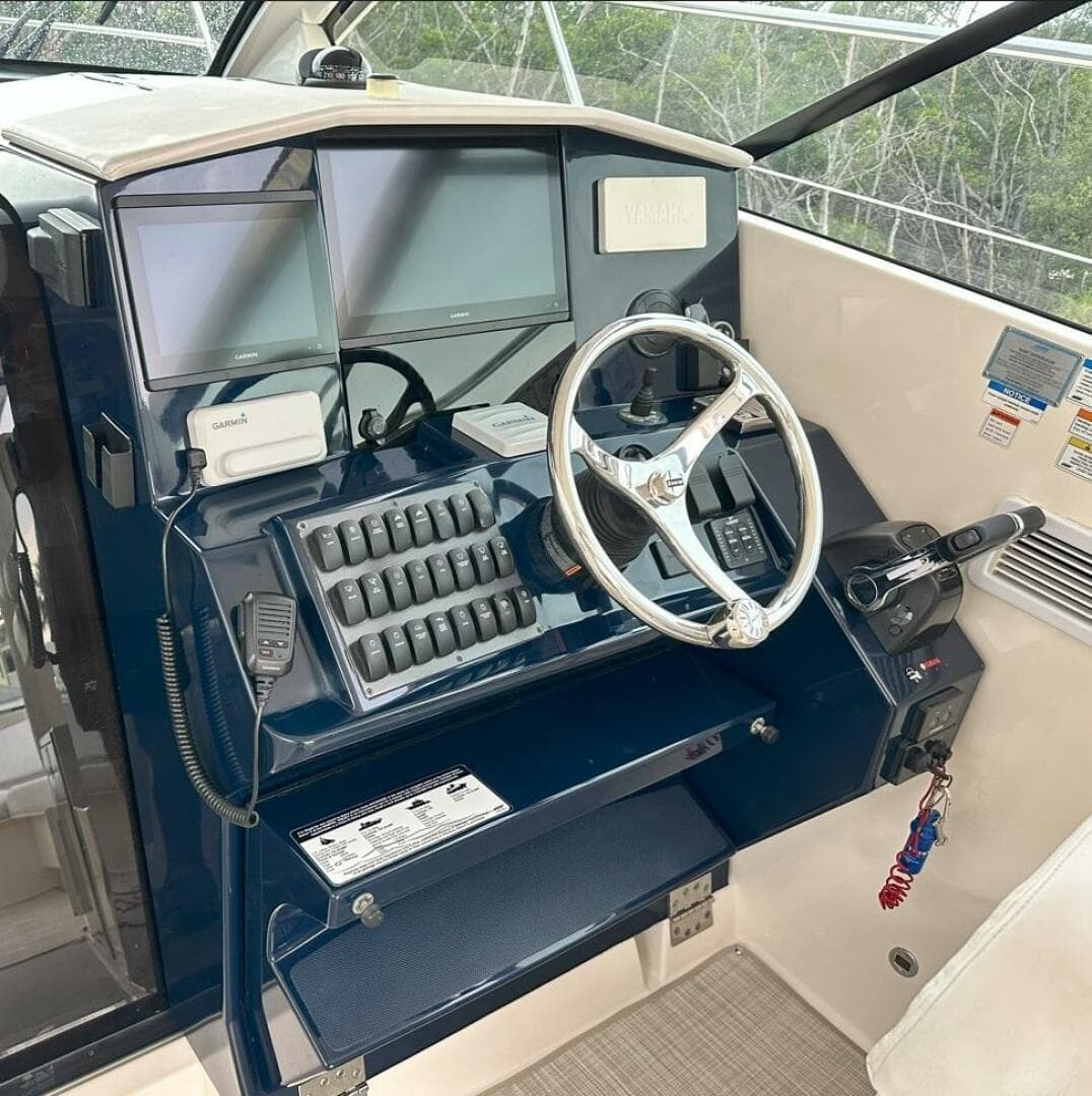 2013 Pursuit 365 Sci — photo 11