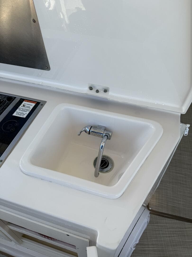 2013 Pursuit 365 Sci — photo 21