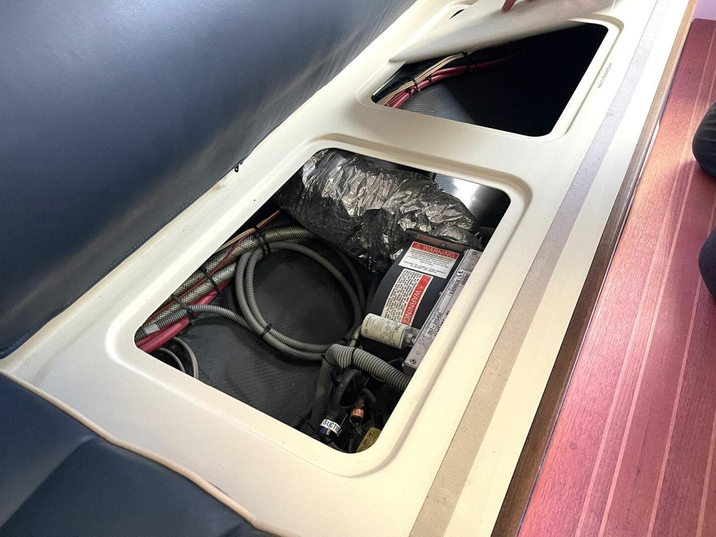 2008 Goetz Custom Boats 33 Limo Tender — photo 12