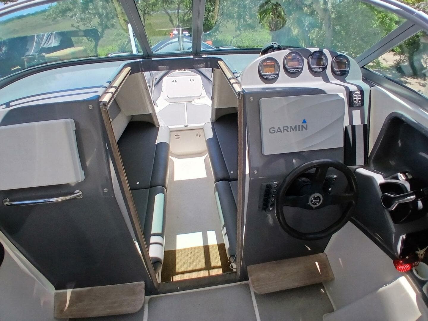 2002 Protector 28 Targa — photo 10