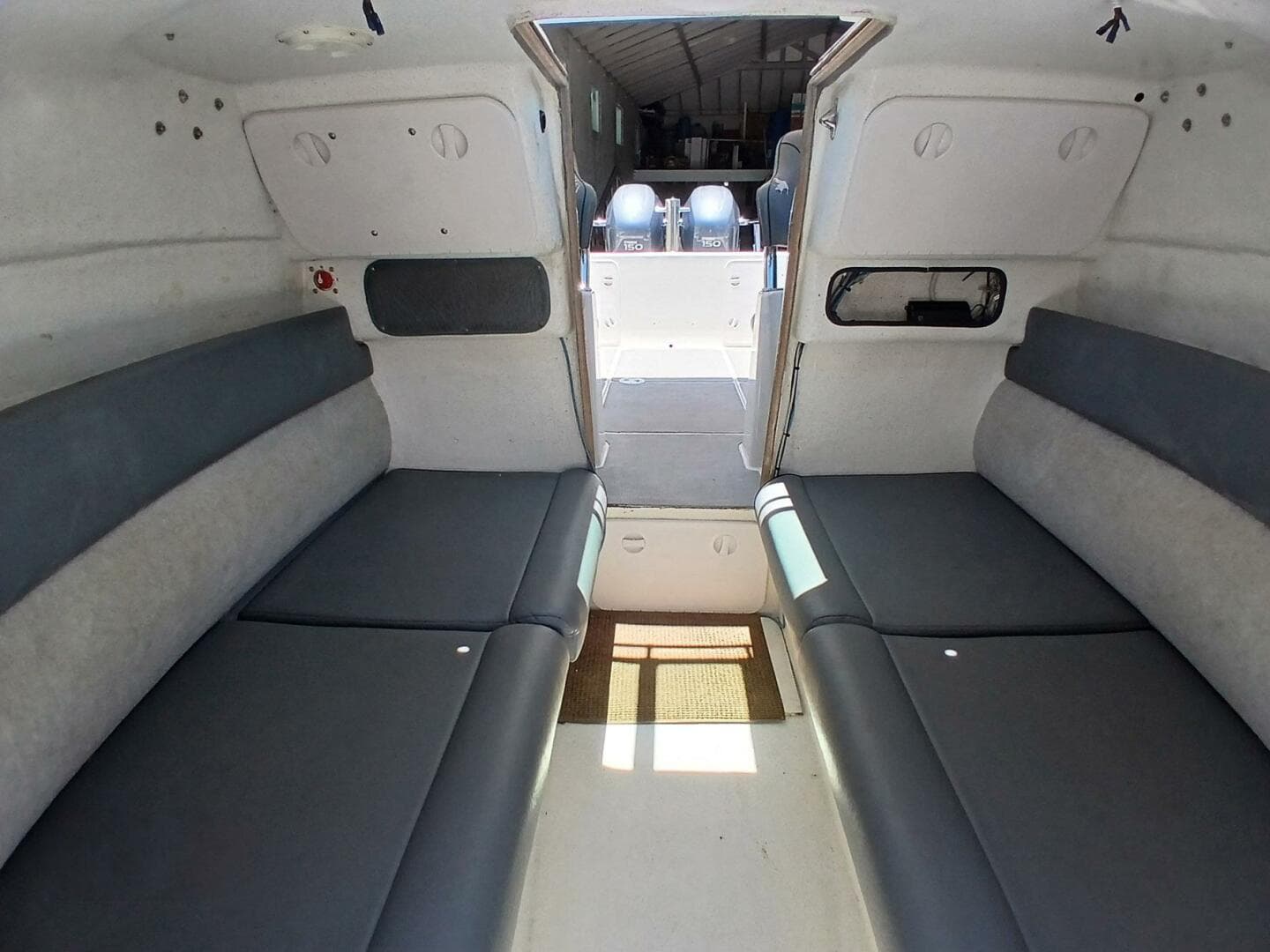 2002 Protector 28 Targa — photo 14