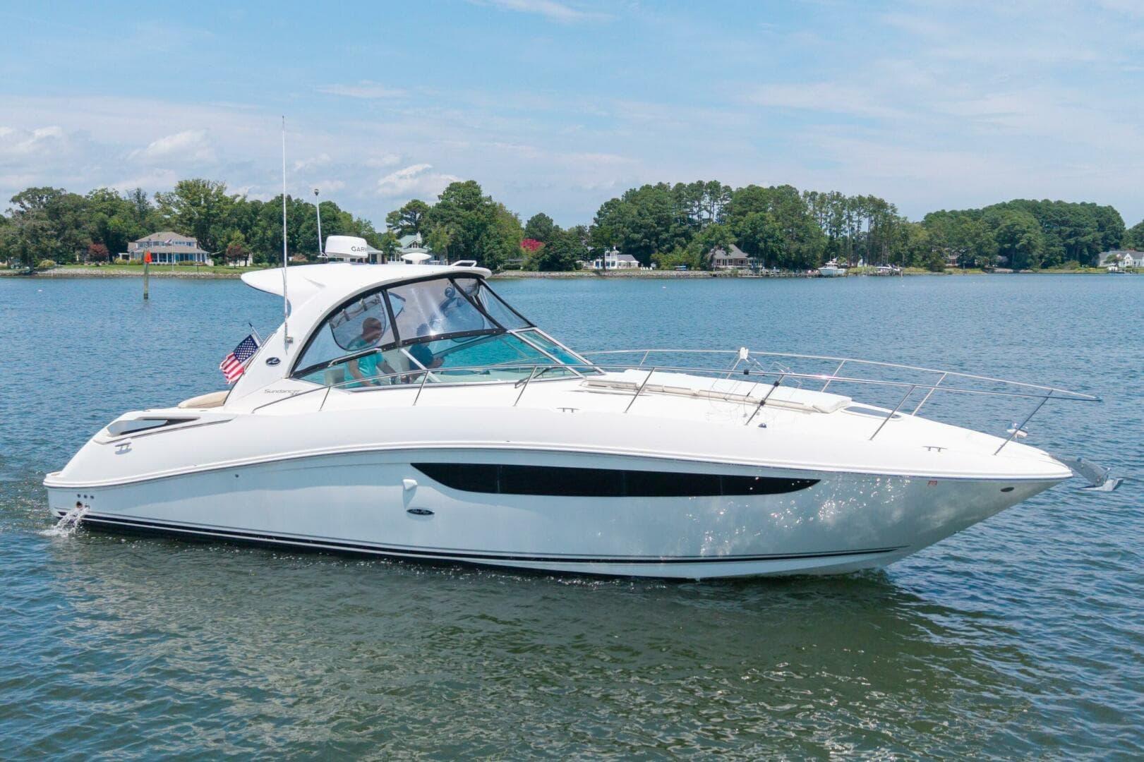 2013 Sea Ray 370 Sundancer — photo 7
