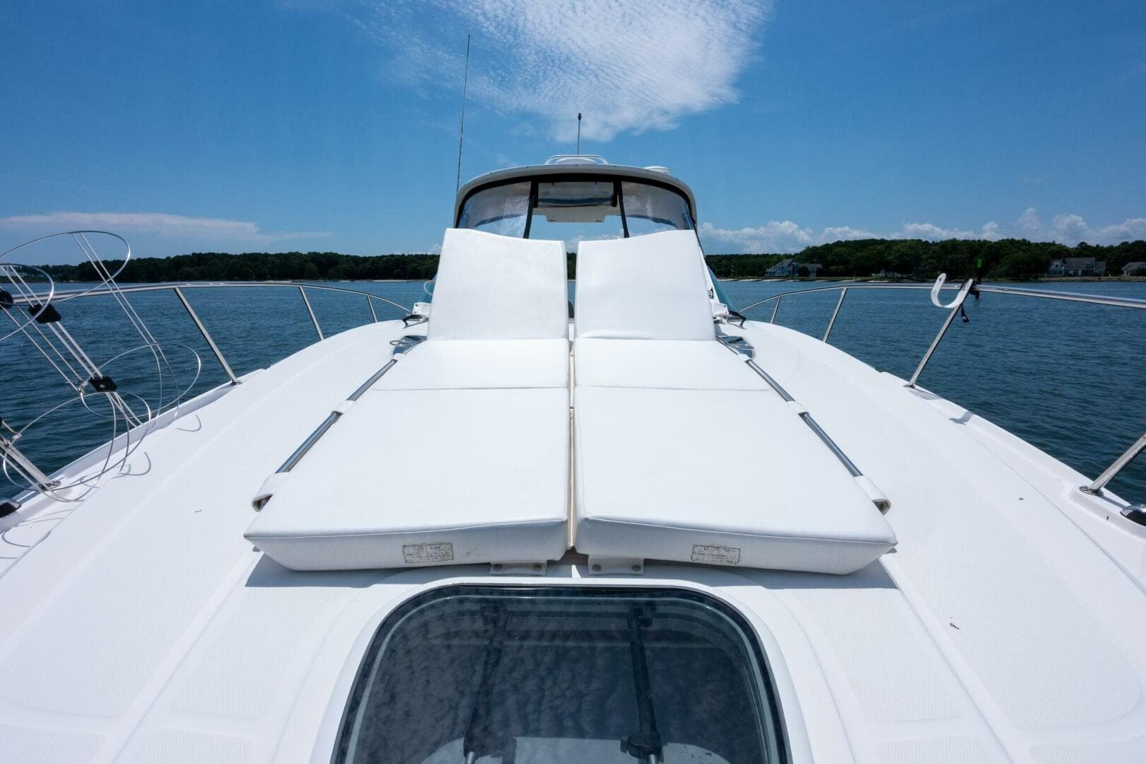 2013 Sea Ray 370 Sundancer — photo 19