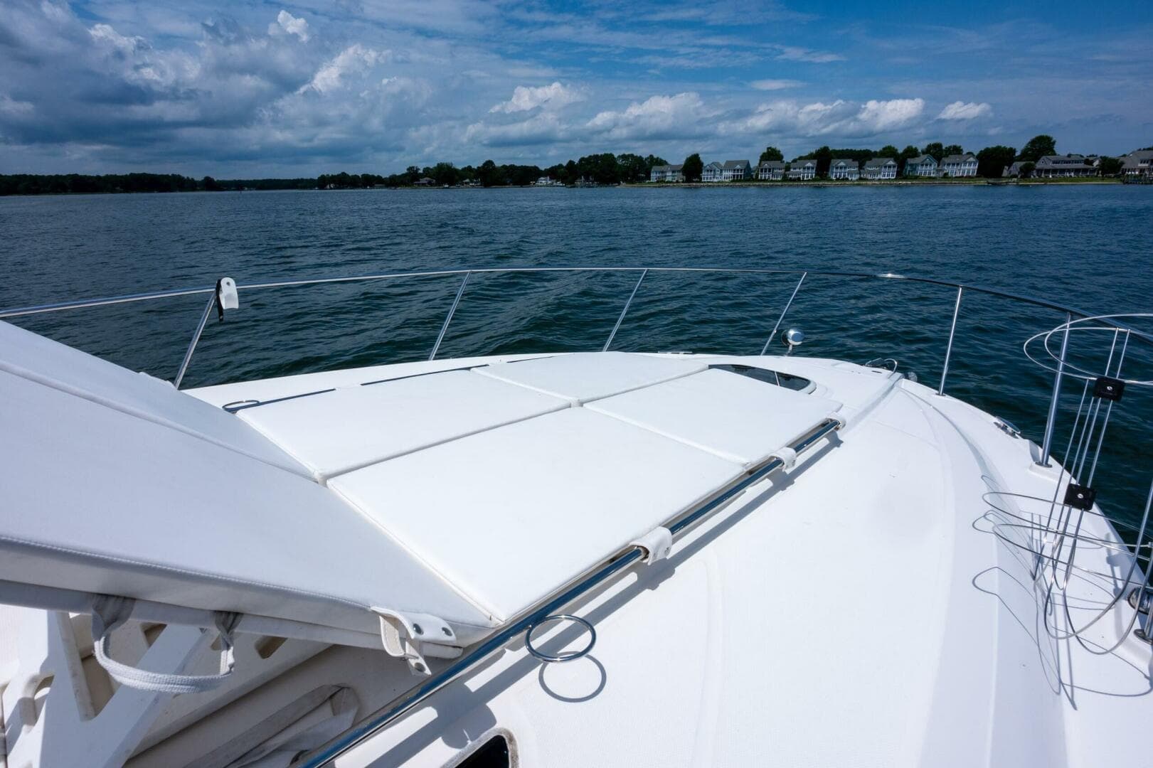 2013 Sea Ray 370 Sundancer — photo 21