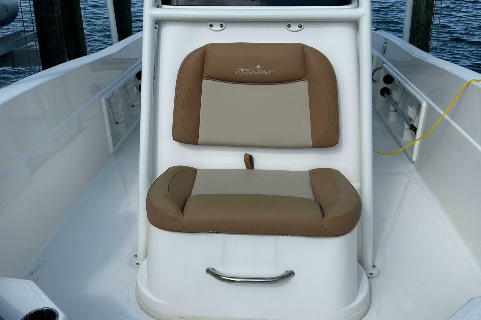 2023 Nauticstar 231 Hybrid — photo 37